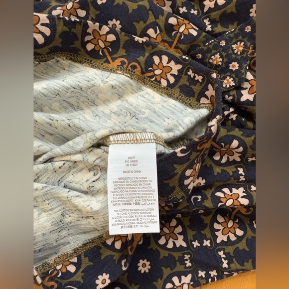 Boden collared notch jersey dress basil bloom tile print. Size 6 - Picture 11 of 11